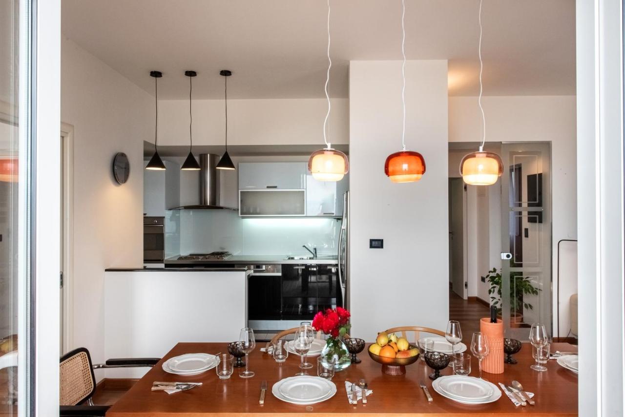 Airy Seafront 1920S Apartment Split Exterior foto